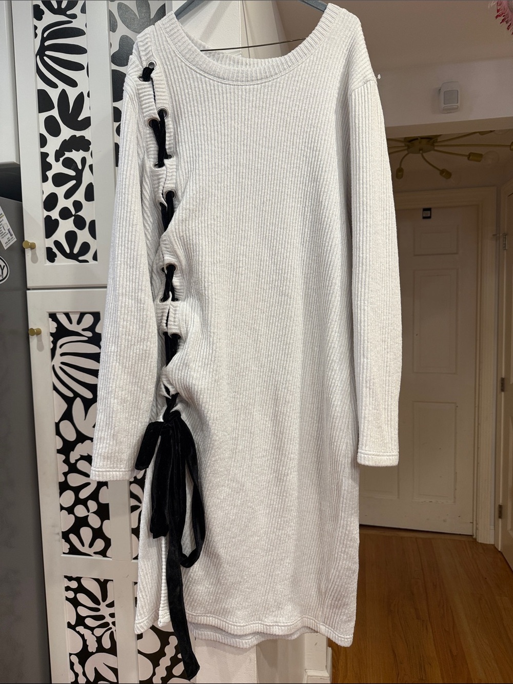 PREMME White Ribbed Knit Dress with Black Side Tie Detail